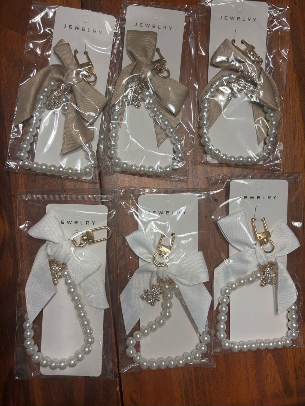 Pearl Bow Keychain Wristlet with Teddy Bear 🧸 Buyers Choice